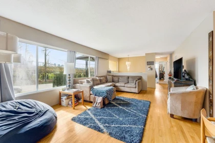 Kitchen Photo of 5085 Woodsworth Street, Burnaby, BC