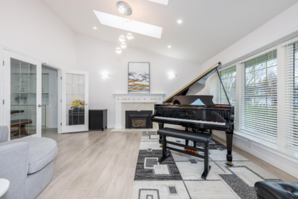 Kitchen Photo of 8769 215b Street, Langley, BC