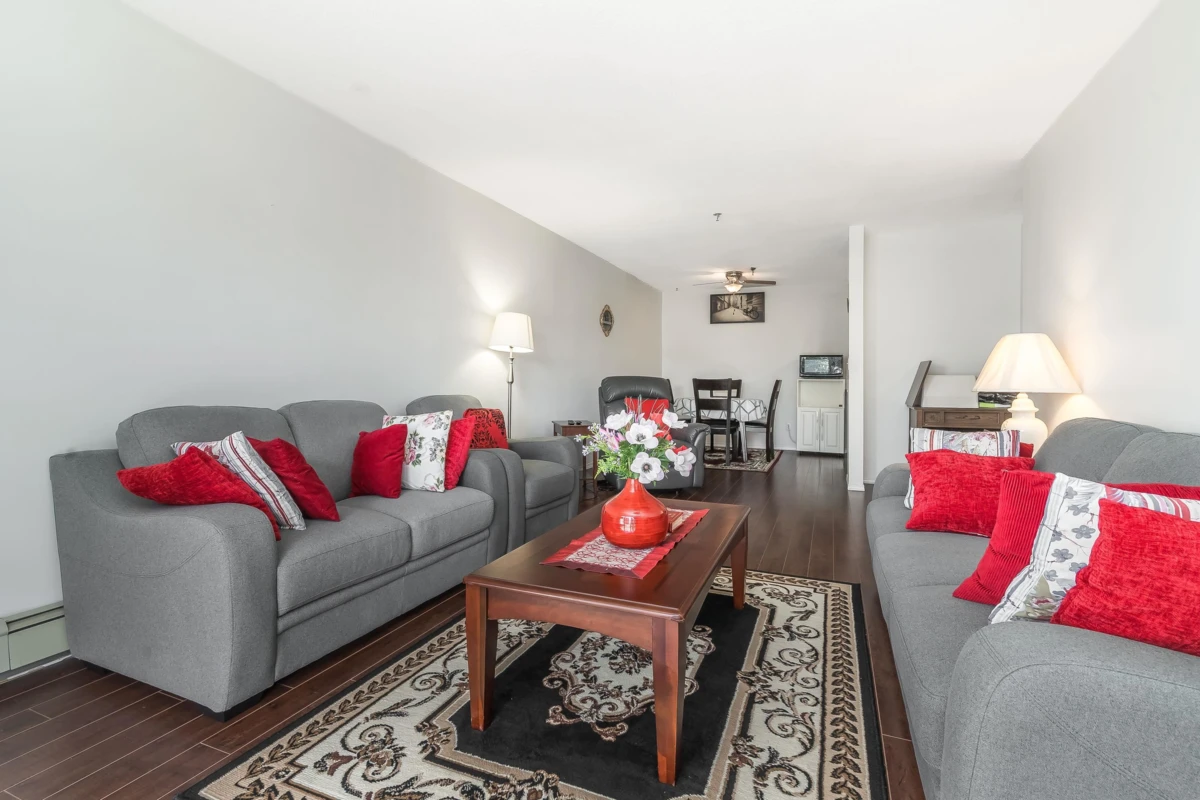 Living Room Photo of 215 33535 King Road, Abbotsford, BC
