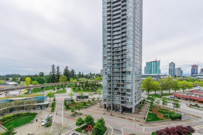 Pantry Photo of 809 9981 Whalley Boulevard, Surrey, BC