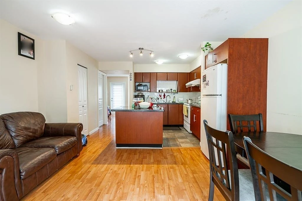 Family Room Photo of 35 6110 138 Street, Surrey, BC