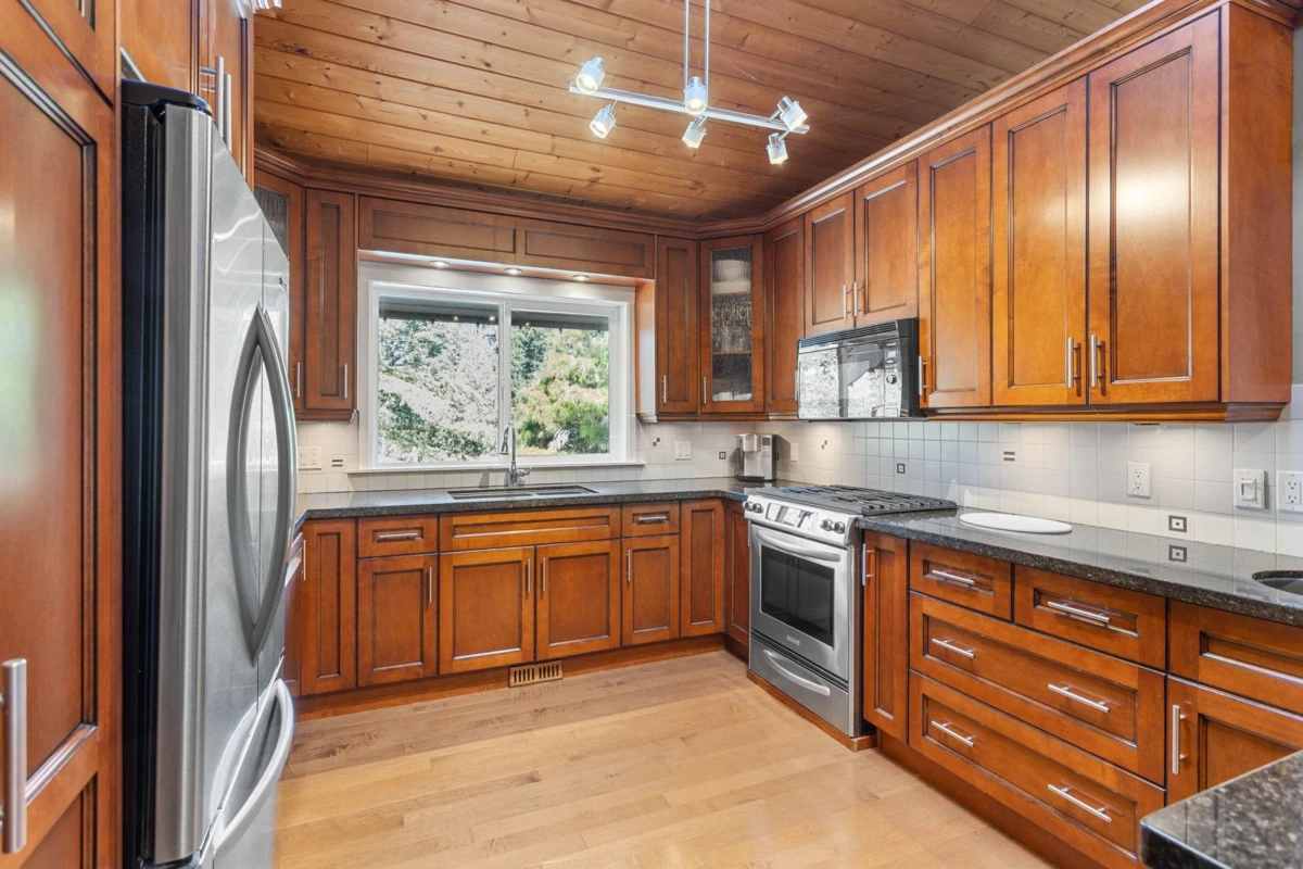 Family Room Photo of 23808 58a Avenue, Langley, BC