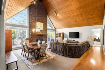 Breakfast Nook Photo of 23808 58a Avenue, Langley, BC