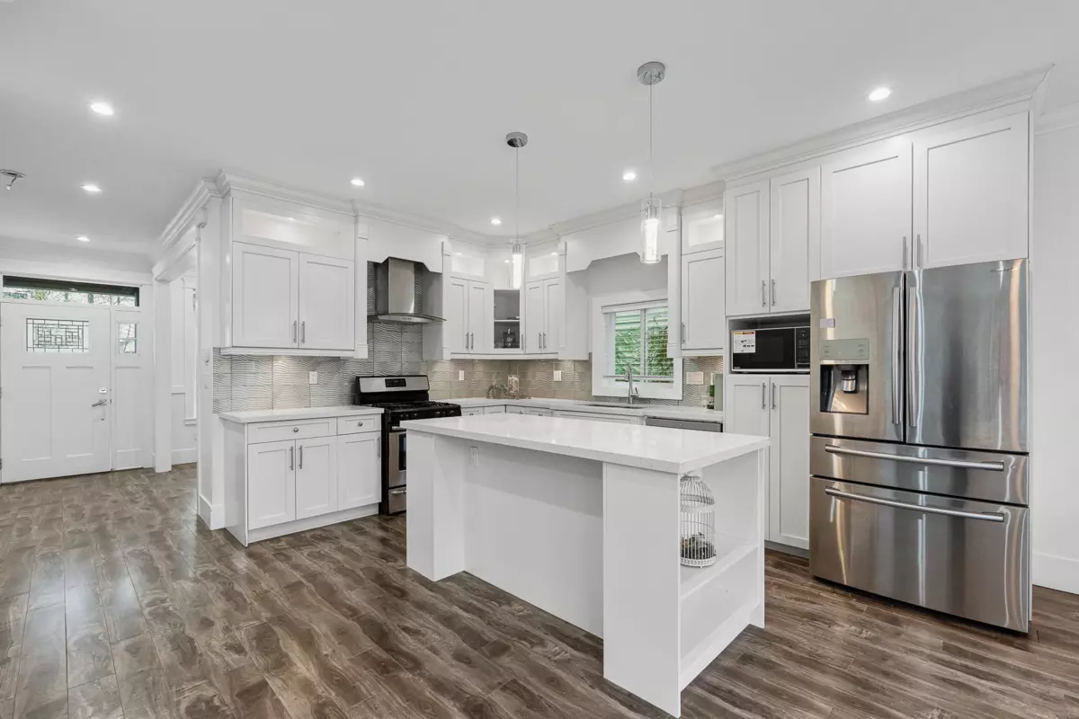 Dining Area Photo of 7263 194a Street, Surrey, BC