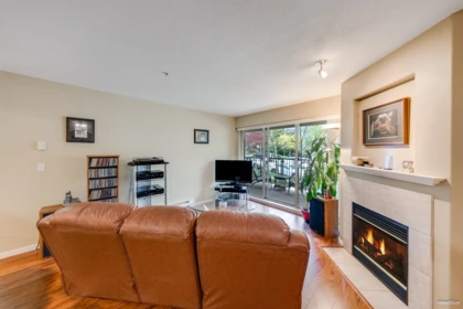 407 210 Eleventh Street, New Westminster, BC, New Westminster — Apartment/Condo for sale
