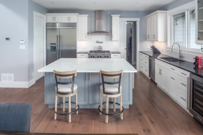 Kitchen Island Photo of 1 300 Furry Creek Drive, West Vancouver, BC