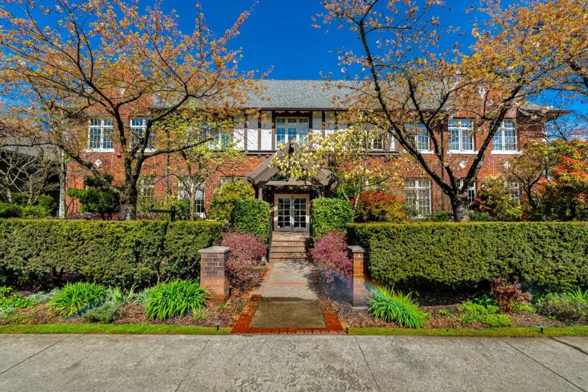 Exterior Rear Photo of 207 1811 W 16th Avenue, Vancouver, BC