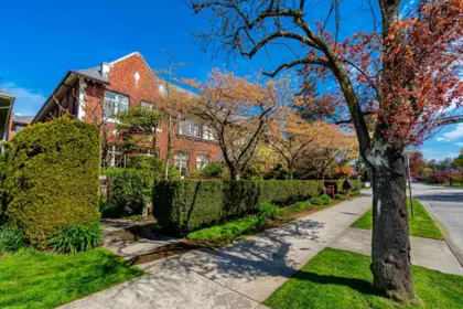 Hot Tub / Spa Photo of 207 1811 W 16th Avenue, Vancouver, BC