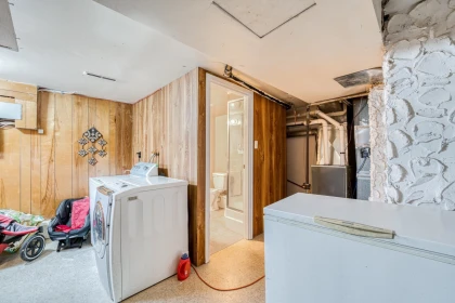 Entry Foyer Photo of 620 Slocan Street, Vancouver, BC