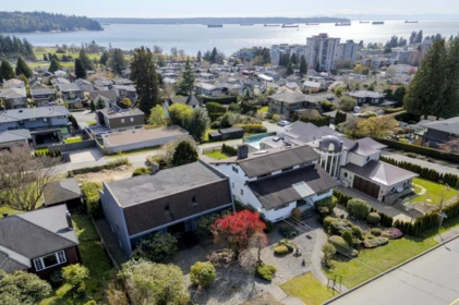 Hot Tub / Spa Photo of 1170 Fulton Avenue, West Vancouver, BC