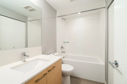 Guest Bathroom Photo of 225 13963 105 Boulevard, Surrey, BC
