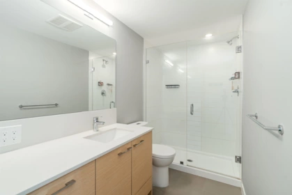 Hallway Photo of 225 13963 105 Boulevard, Surrey, BC