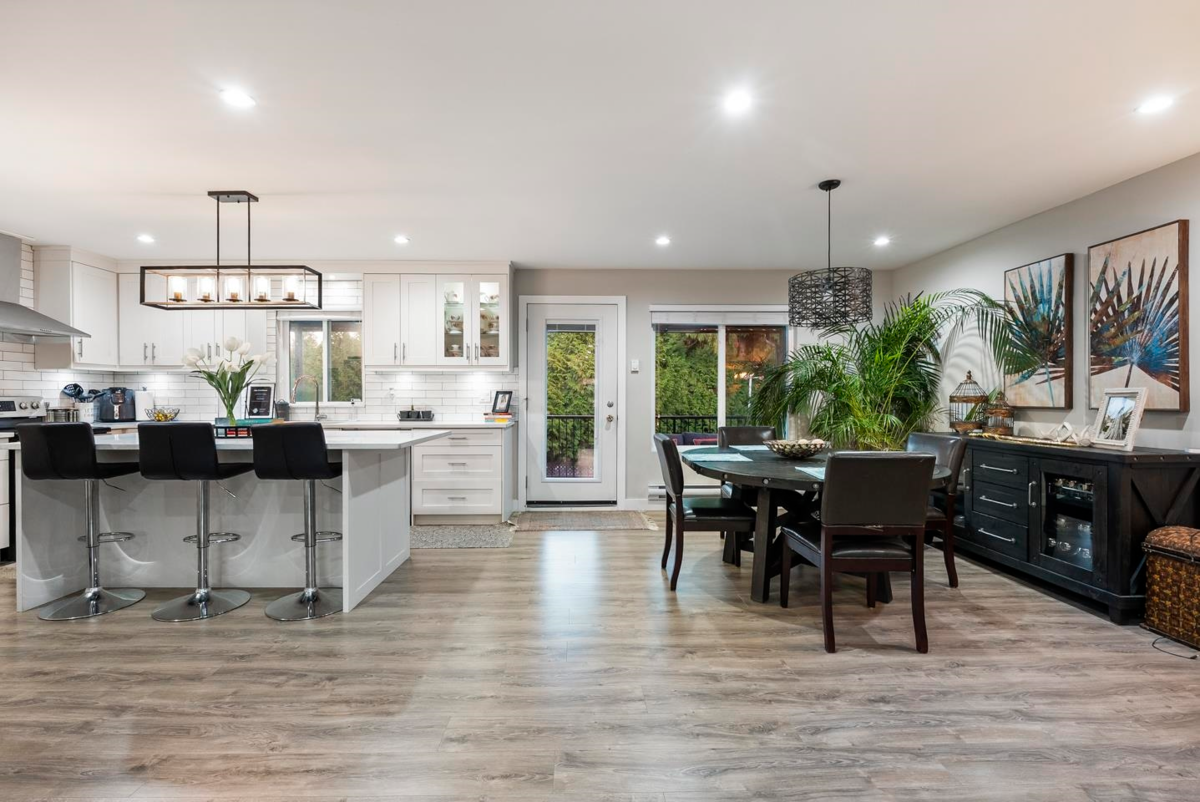 Dining Area Photo of 6470 130 Street, Surrey, BC