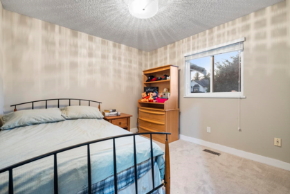 Walk-In Closet Photo of 6470 130 Street, Surrey, BC