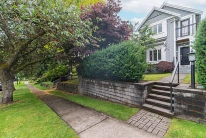 Garden / Landscaping Photo of 3288 W 32nd Avenue, Vancouver, BC