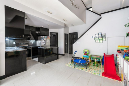 Breakfast Nook Photo of 49 7733 Heather Street, Richmond, BC