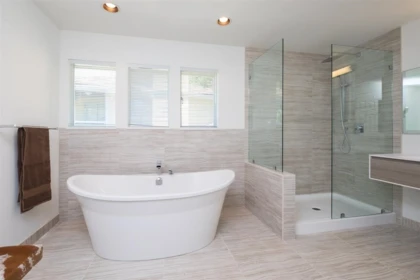 Primary Bathroom Photo of 5479 Keith Road, West Vancouver, BC