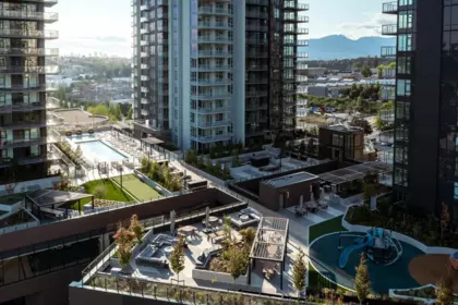 Swimming Pool Photo of 4910 2108 Gilmore Avenue, Burnaby, BC