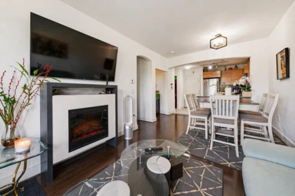 315 6688 120 Street, Surrey, BC, Surrey — Apartment/Condo for sale