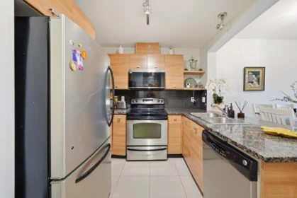 Kitchen Photo of 315 6688 120 Street, Surrey, BC