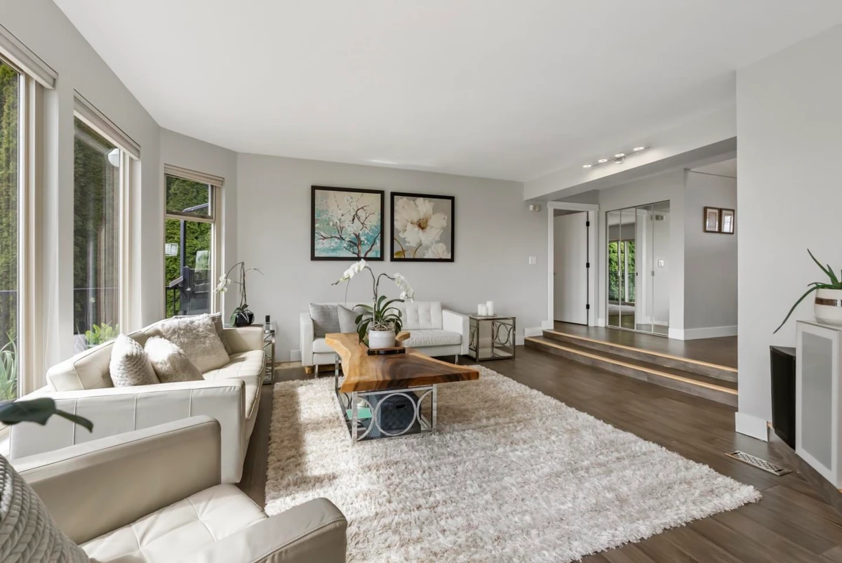Family Room Photo of 16498 77 Avenue, Surrey, BC