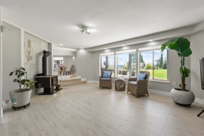 Outdoor Patio Photo of 16498 77 Avenue, Surrey, BC