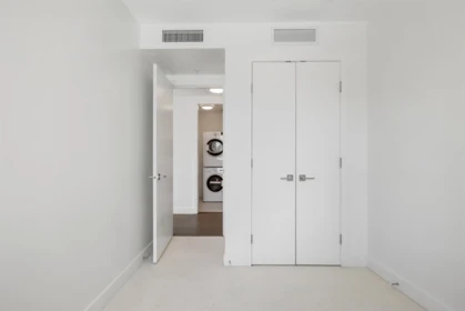 Entry Foyer Photo of 307 1588 Johnston Road, White Rock, BC