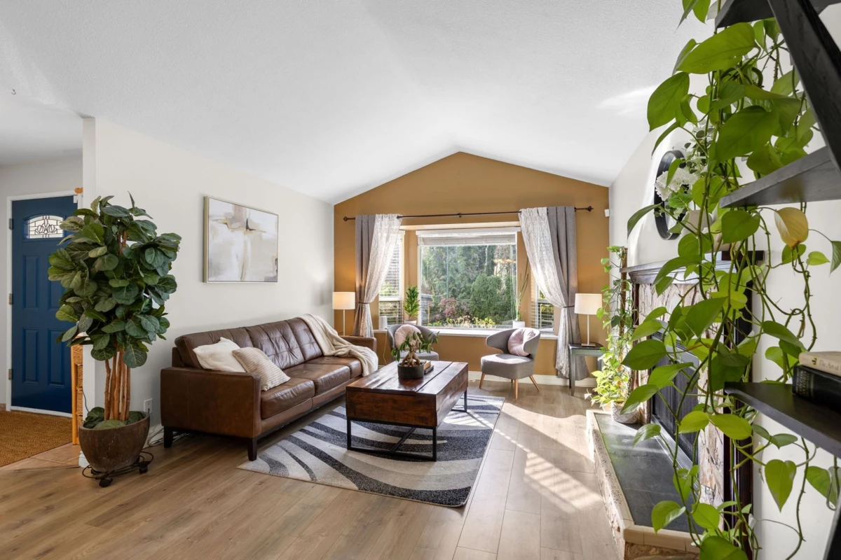 Living Room Photo of 2983 Walton Avenue, Coquitlam, BC