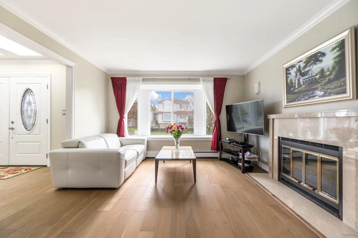 Dining Area Photo of 3639 E 26th Avenue, Vancouver, BC