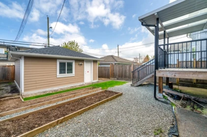 Swimming Pool Photo of 3639 E 26th Avenue, Vancouver, BC
