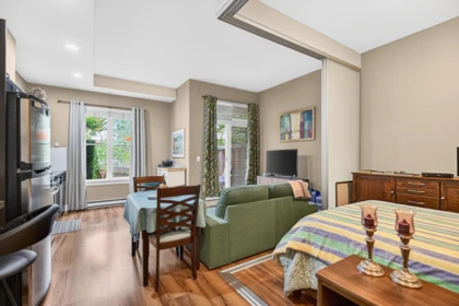 Breakfast Nook Photo of 108 12283 224 Street, Maple Ridge, BC