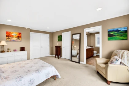 Hallway Photo of 19650 Alouette Boulevard, Pitt Meadows, BC