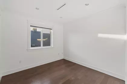 Breakfast Nook Photo of 831 E King Edward Avenue, Vancouver, BC