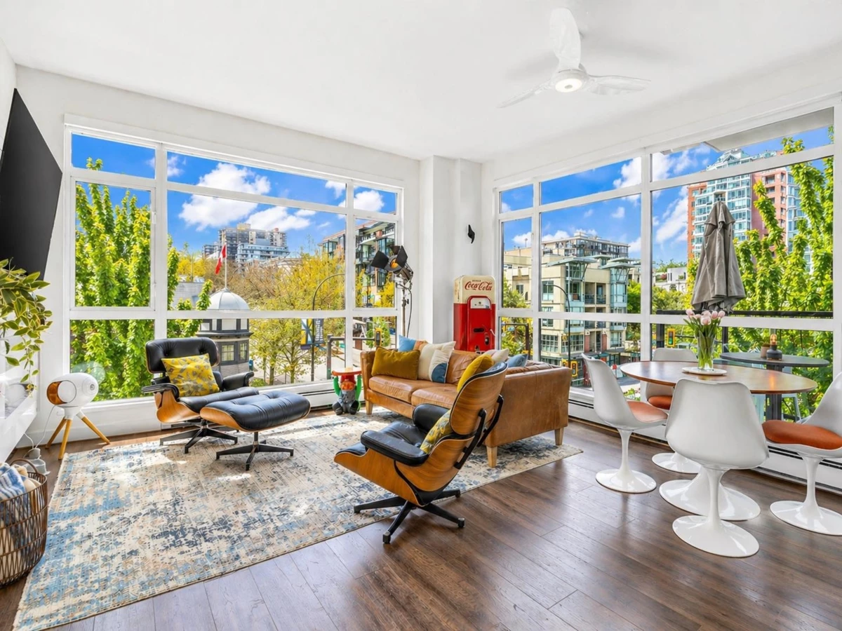Living Room Photo of 310 105 W 2nd Street, North Vancouver, BC