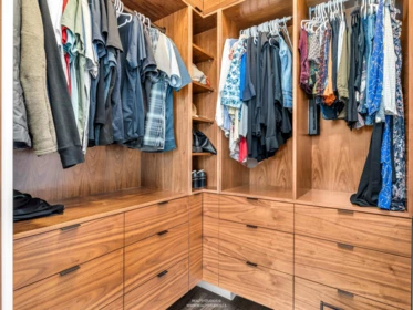 Office / Den Photo of 310 105 W 2nd Street, North Vancouver, BC