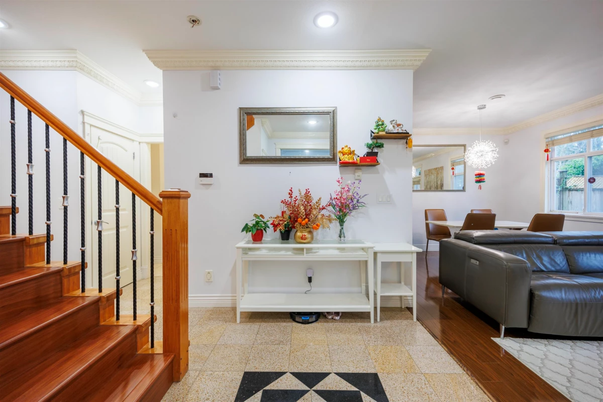 Living Room Photo of 3 7831 Bennett Road, Richmond, BC