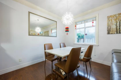 Kitchen Island Photo of 3 7831 Bennett Road, Richmond, BC