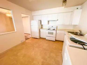 Kitchen Island Photo of 603 11901 89a Avenue, Delta, BC