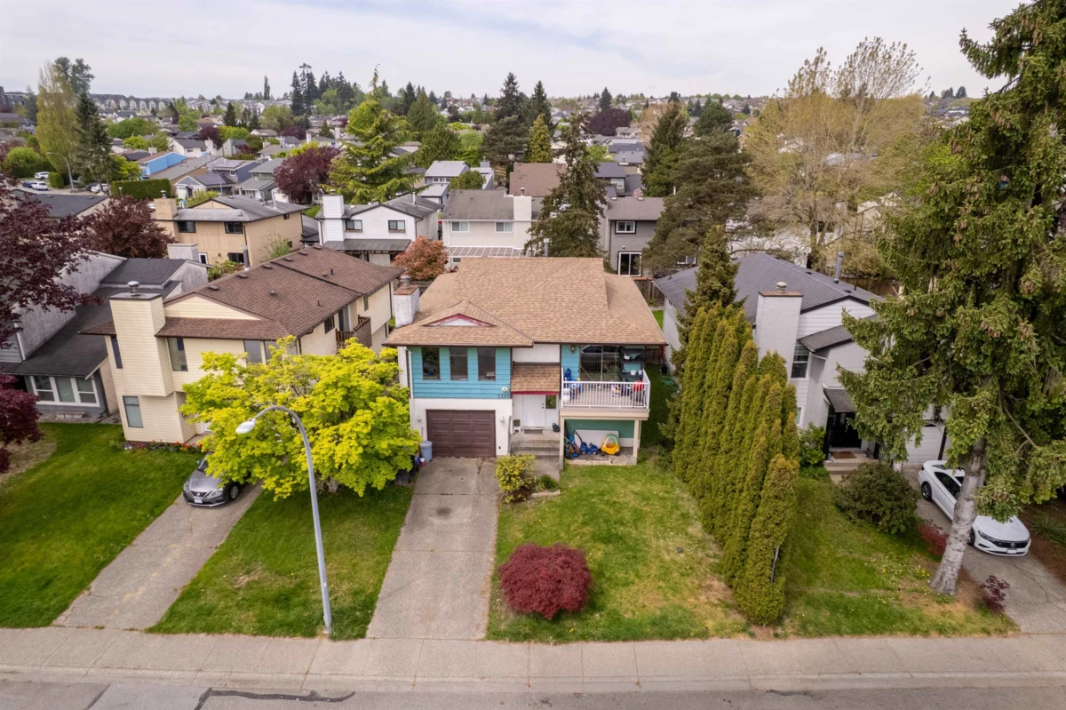 Family Room Photo of 2245 Willoughby Way, Langley, BC