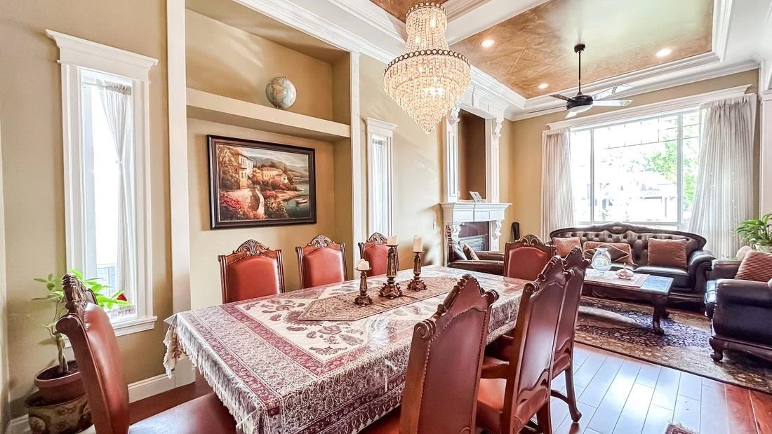 Family Room Photo of 10831 130 Street, Surrey, BC