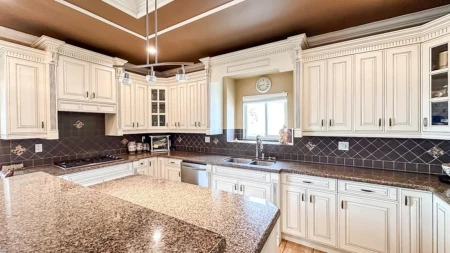 Kitchen Photo of 10831 130 Street, Surrey, BC