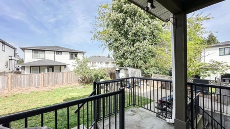 Primary Bathroom Photo of 10831 130 Street, Surrey, BC
