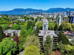 900 1685 W 14th Avenue, Vancouver, BC