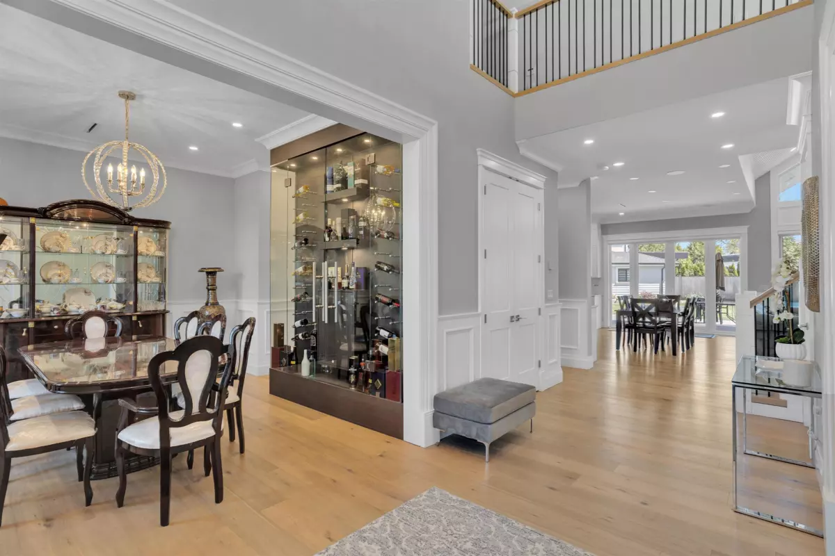 Dining Area Photo of 5248 Central Avenue, Ladner, BC