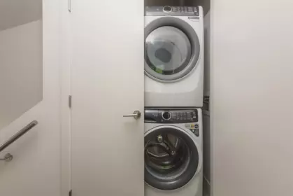 Laundry Room Photo of 1 620 E 46th Avenue, Vancouver, BC