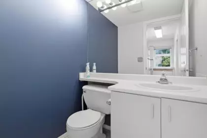 Walk-In Closet Photo of 737 W 7th Avenue, Vancouver, BC