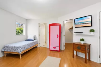 Primary Bedroom Photo of 11142 85a Avenue, Delta, BC