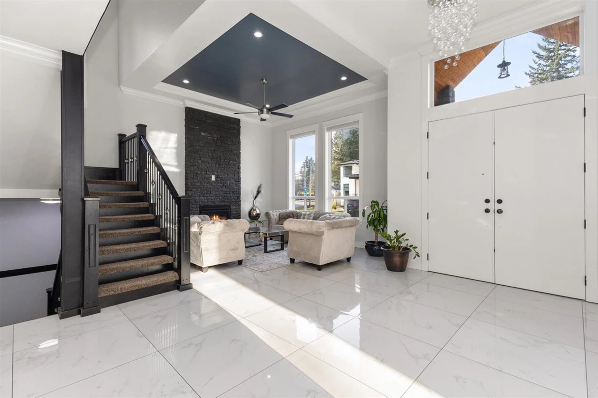 Exterior Rear Photo of 2018 Vinewood Street, Abbotsford, BC