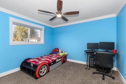 Loft / Bonus Room Photo of 2018 Vinewood Street, Abbotsford, BC