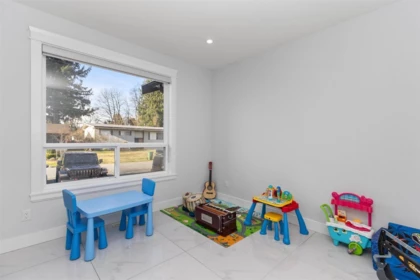 Outdoor Deck Photo of 2018 Vinewood Street, Abbotsford, BC